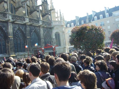 19 mars 01